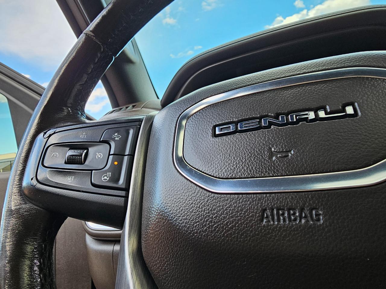GMC Sierra 3500HD 4WD Crew Cab 172" Denali 2020