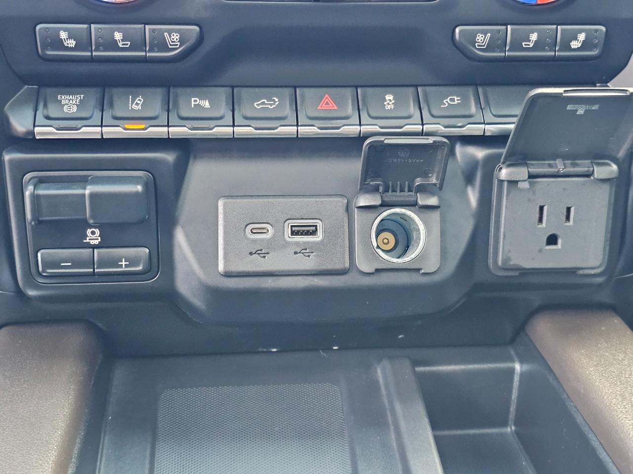 GMC Sierra 3500HD 4WD Crew Cab 172" Denali 2020