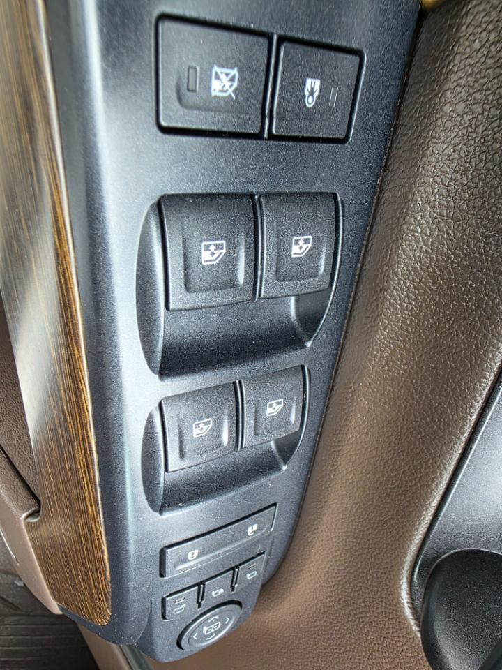 GMC Sierra 1500 4WD Crew Cab 143.5" Denali 2017