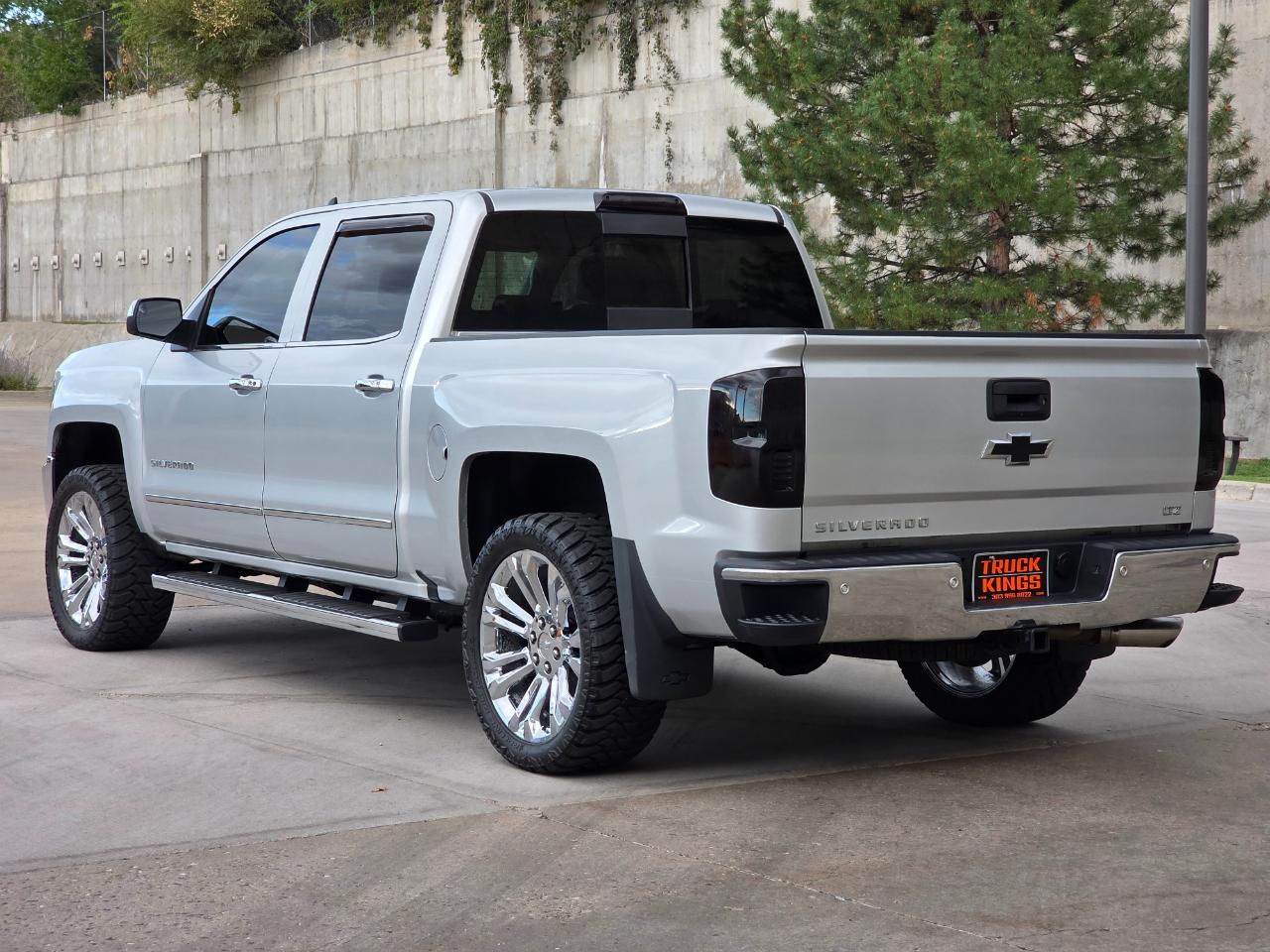 Chevrolet Silverado 1500 4WD Crew Cab 143.5" LTZ w/1LZ 2018