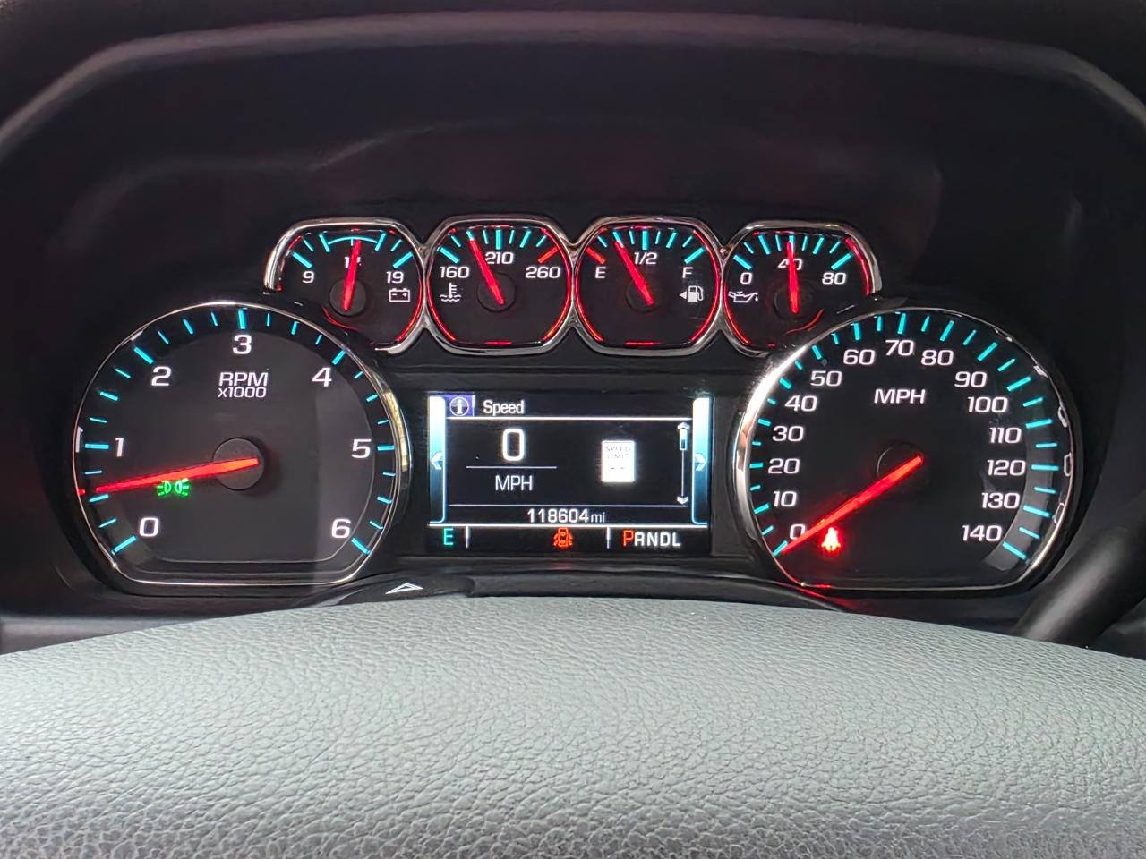 Chevrolet Silverado 1500 4WD Crew Cab 143.5" LTZ w/1LZ 2018