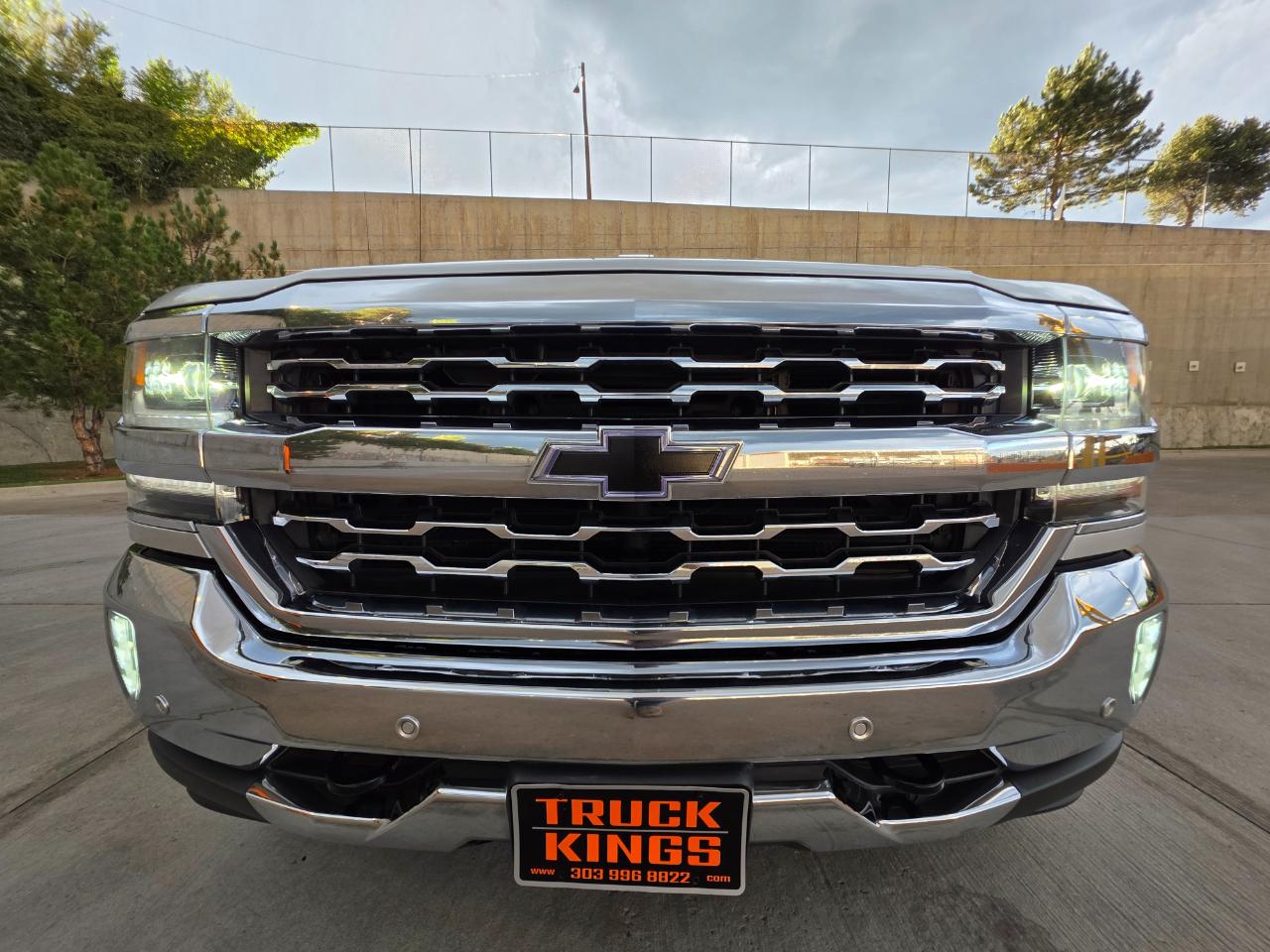Chevrolet Silverado 1500 4WD Crew Cab 143.5" LTZ w/1LZ 2018