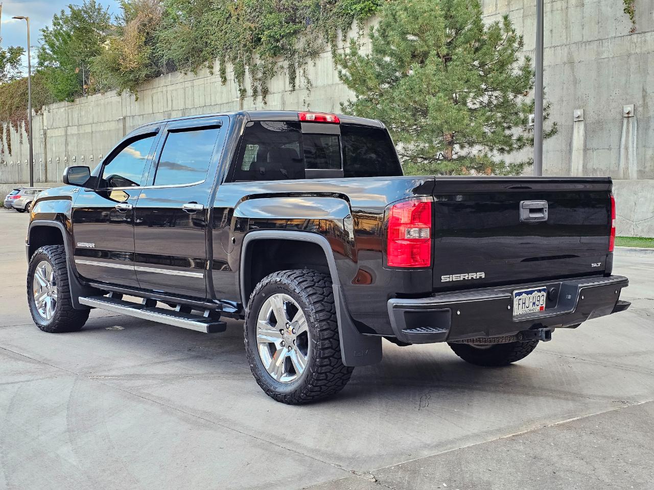 GMC Sierra 1500 4WD Crew Cab 143.5" SLT 2014