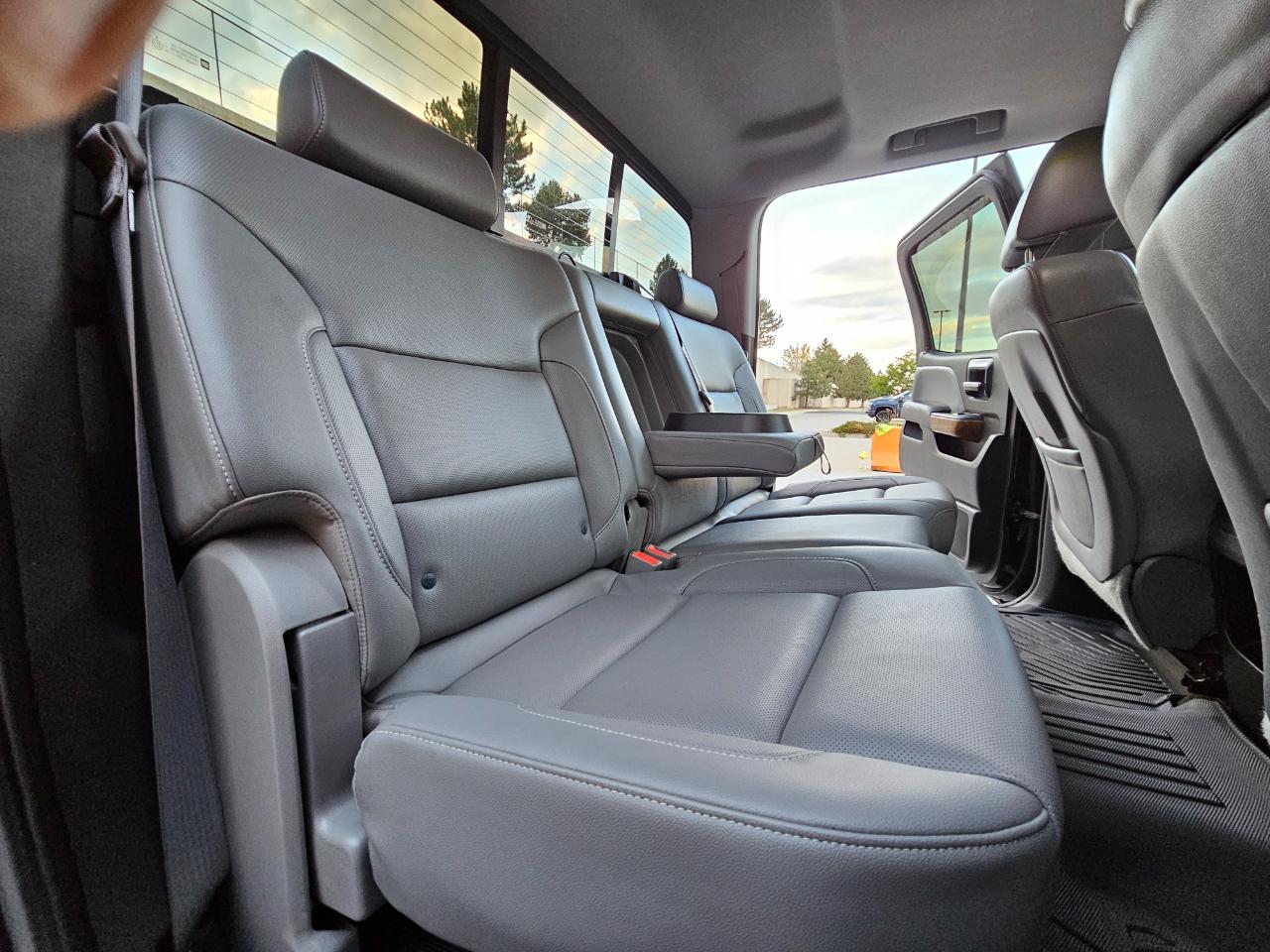 GMC Sierra 1500 4WD Crew Cab 143.5" SLT 2014