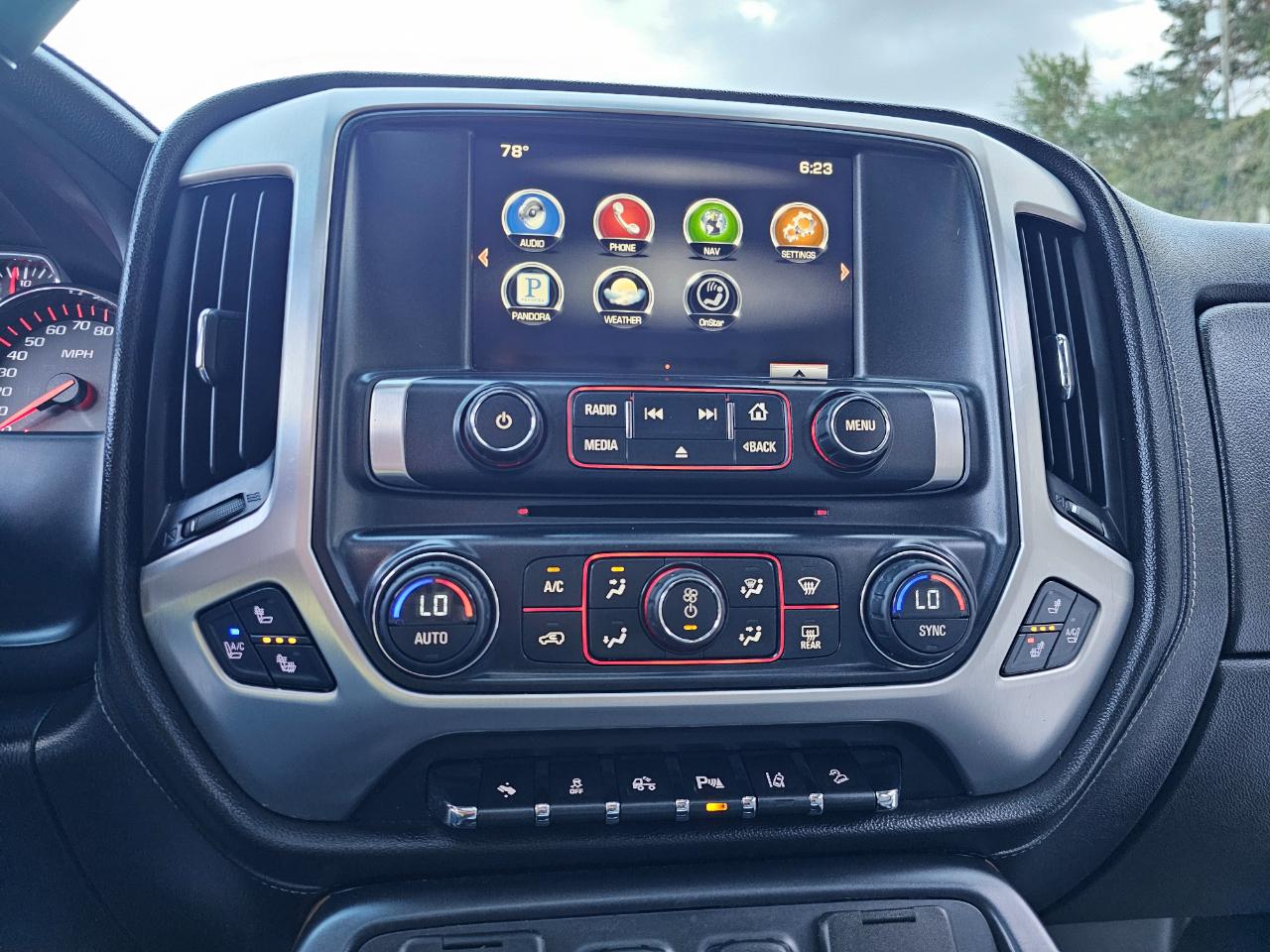 GMC Sierra 1500 4WD Crew Cab 143.5" SLT 2014