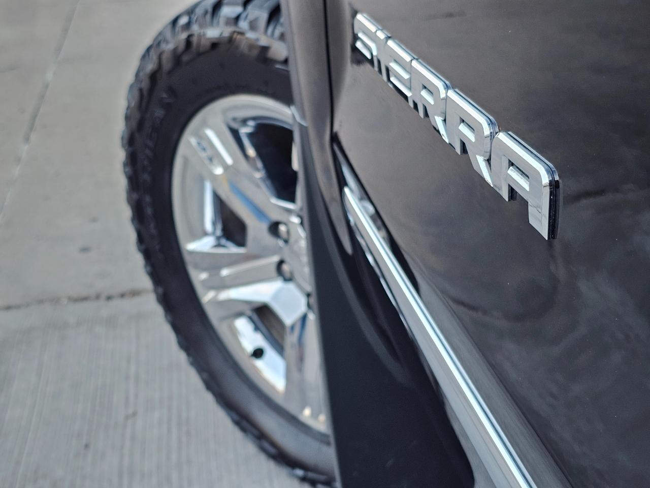 GMC Sierra 1500 4WD Crew Cab 143.5" SLT 2014