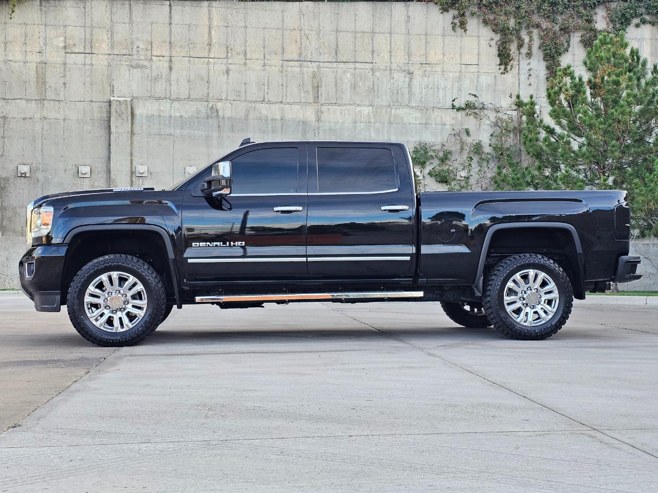 GMC Sierra photo 5
