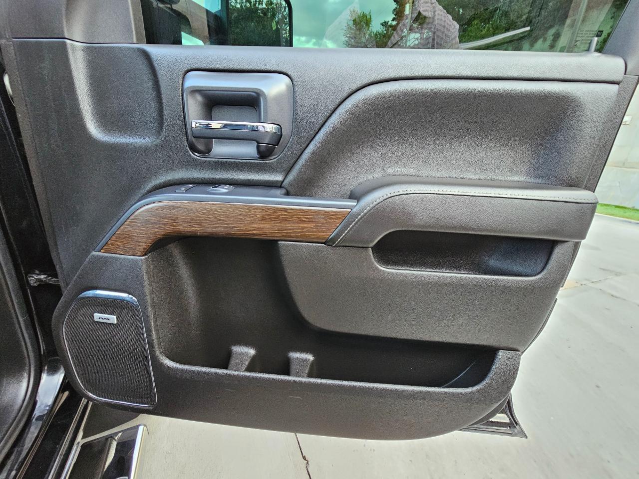 GMC Sierra photo 22