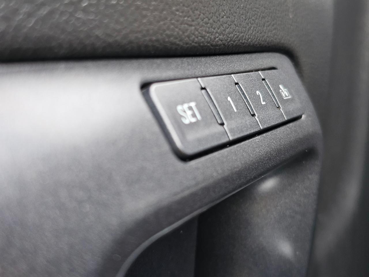 GMC Sierra photo 24