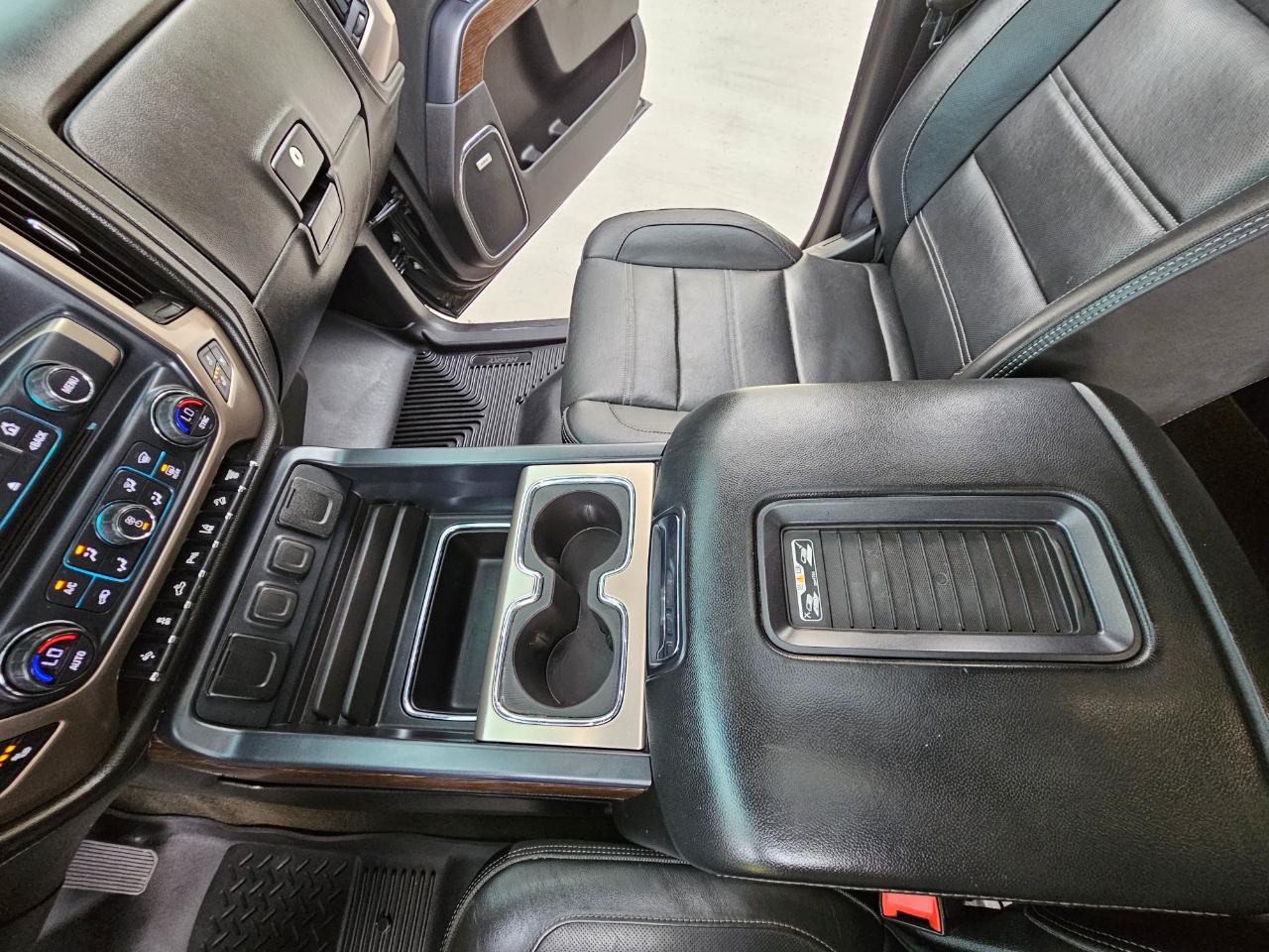 GMC Sierra photo 40