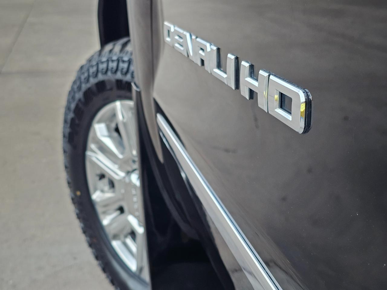 GMC Sierra photo 48