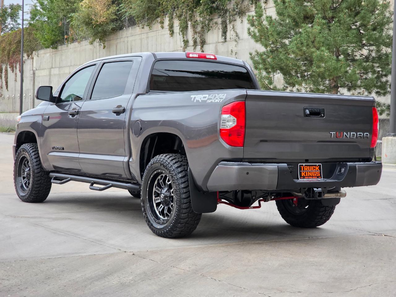 Toyota Tundra 4WD 1794 Edition CrewMax 5.5' Bed 5.7L (Natl) 2018