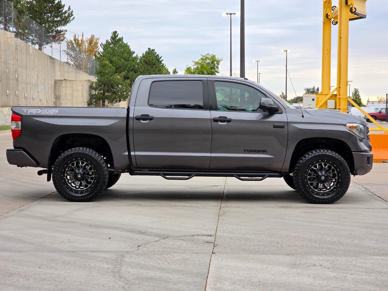 Toyota Tundra 4WD 1794 Edition CrewMax 5.5' Bed 5.7L (Natl) 2018