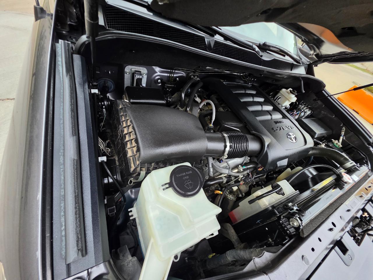 Toyota Tundra 4WD 1794 Edition CrewMax 5.5' Bed 5.7L (Natl) 2018