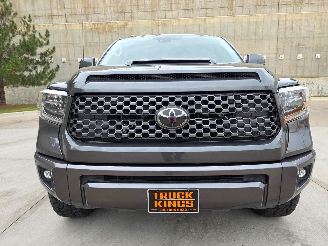 Toyota Tundra 4WD 1794 Edition CrewMax 5.5' Bed 5.7L (Natl) 2018
