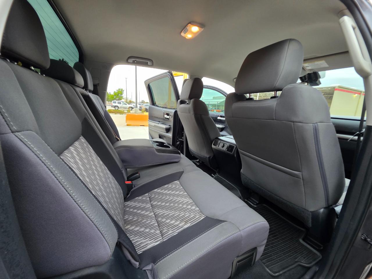 Toyota Tundra 4WD 1794 Edition CrewMax 5.5' Bed 5.7L (Natl) 2018