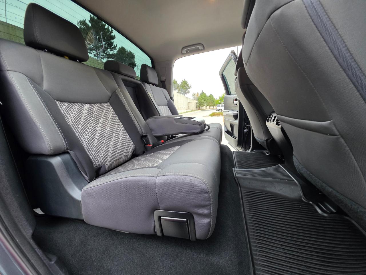 Toyota Tundra 4WD 1794 Edition CrewMax 5.5' Bed 5.7L (Natl) 2018