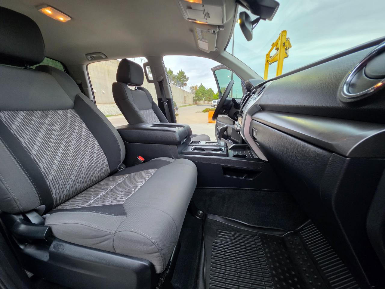 Toyota Tundra 4WD 1794 Edition CrewMax 5.5' Bed 5.7L (Natl) 2018