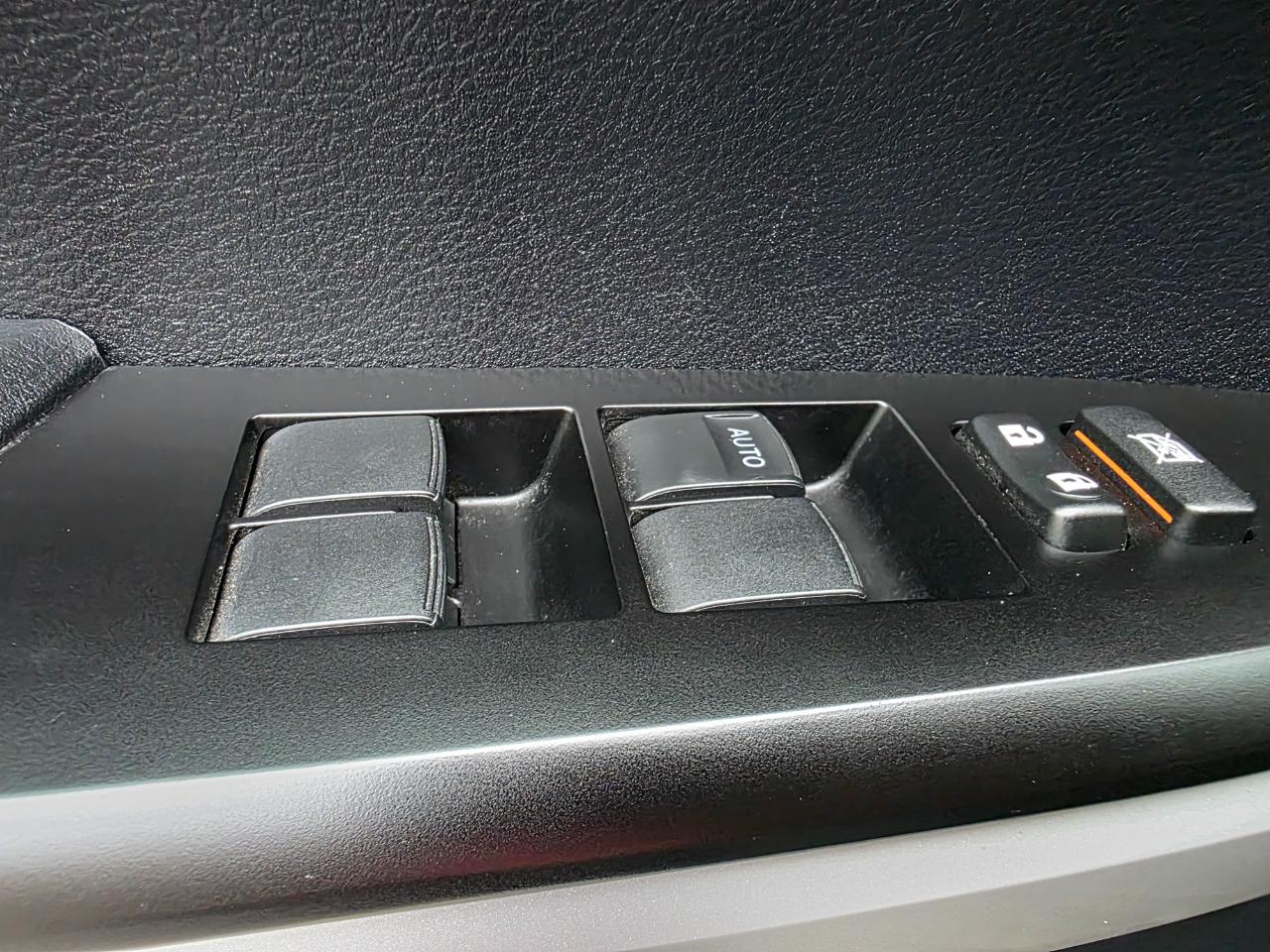 Toyota Tundra 4WD 1794 Edition CrewMax 5.5' Bed 5.7L (Natl) 2018