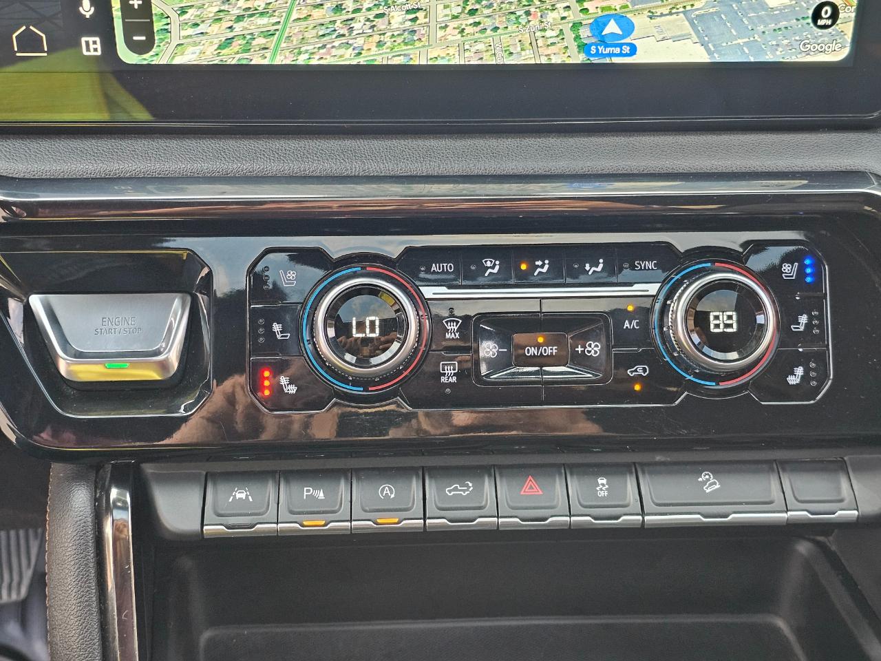 GMC Sierra 1500 4WD Crew Cab 147" AT4 2024