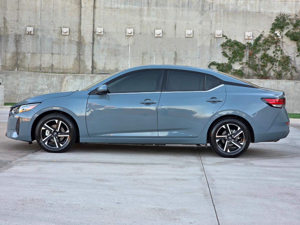 Nissan Sentra SV CVT 2024