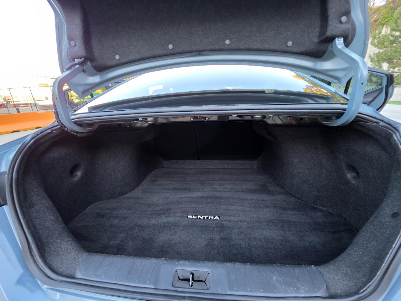 Nissan Sentra SV CVT 2024