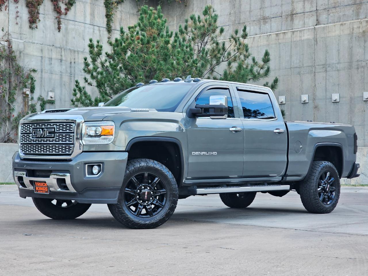 GMC Sierra 3500HD 4WD Crew Cab 153.7" Denali 2018