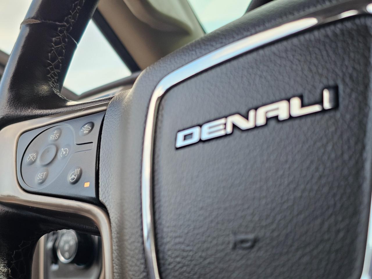 GMC Sierra 3500HD 4WD Crew Cab 153.7" Denali 2018