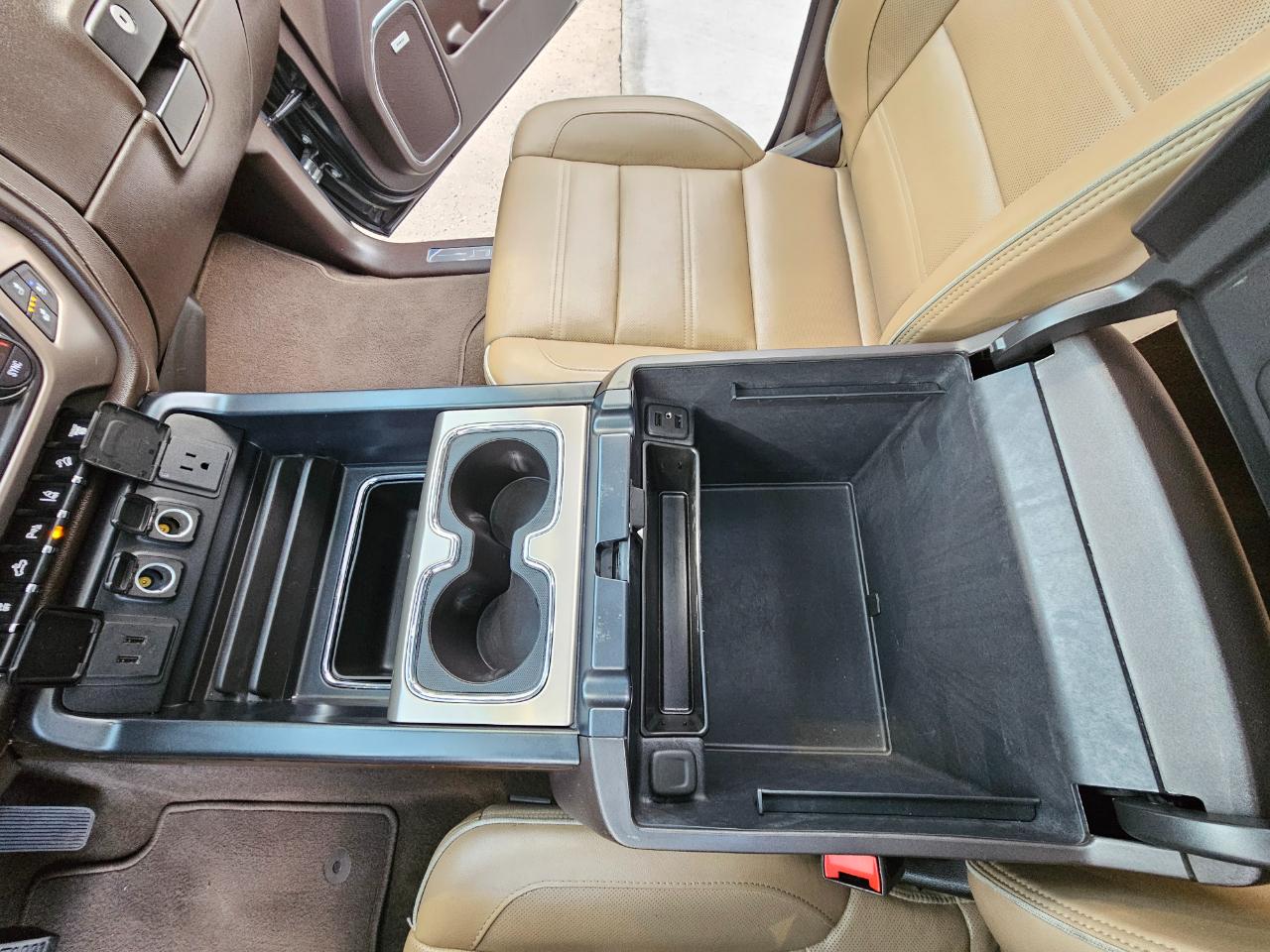 GMC Sierra 3500HD 4WD Crew Cab 153.7" Denali 2018