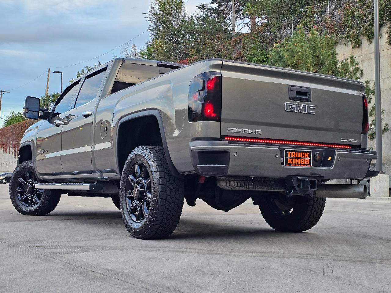 GMC Sierra 3500HD 4WD Crew Cab 153.7" Denali 2018