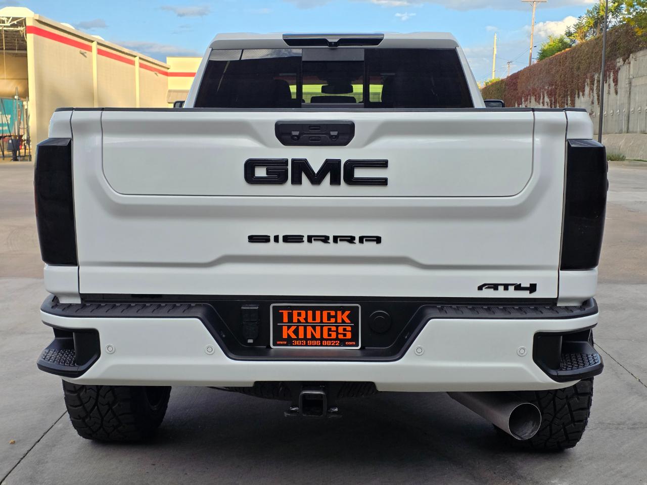 GMC Sierra 2500HD 4WD Crew Cab 159" AT4 2024