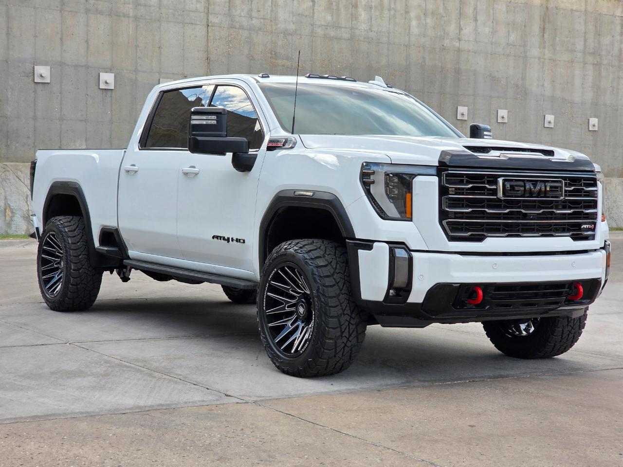 GMC Sierra 2500HD 4WD Crew Cab 159" AT4 2024