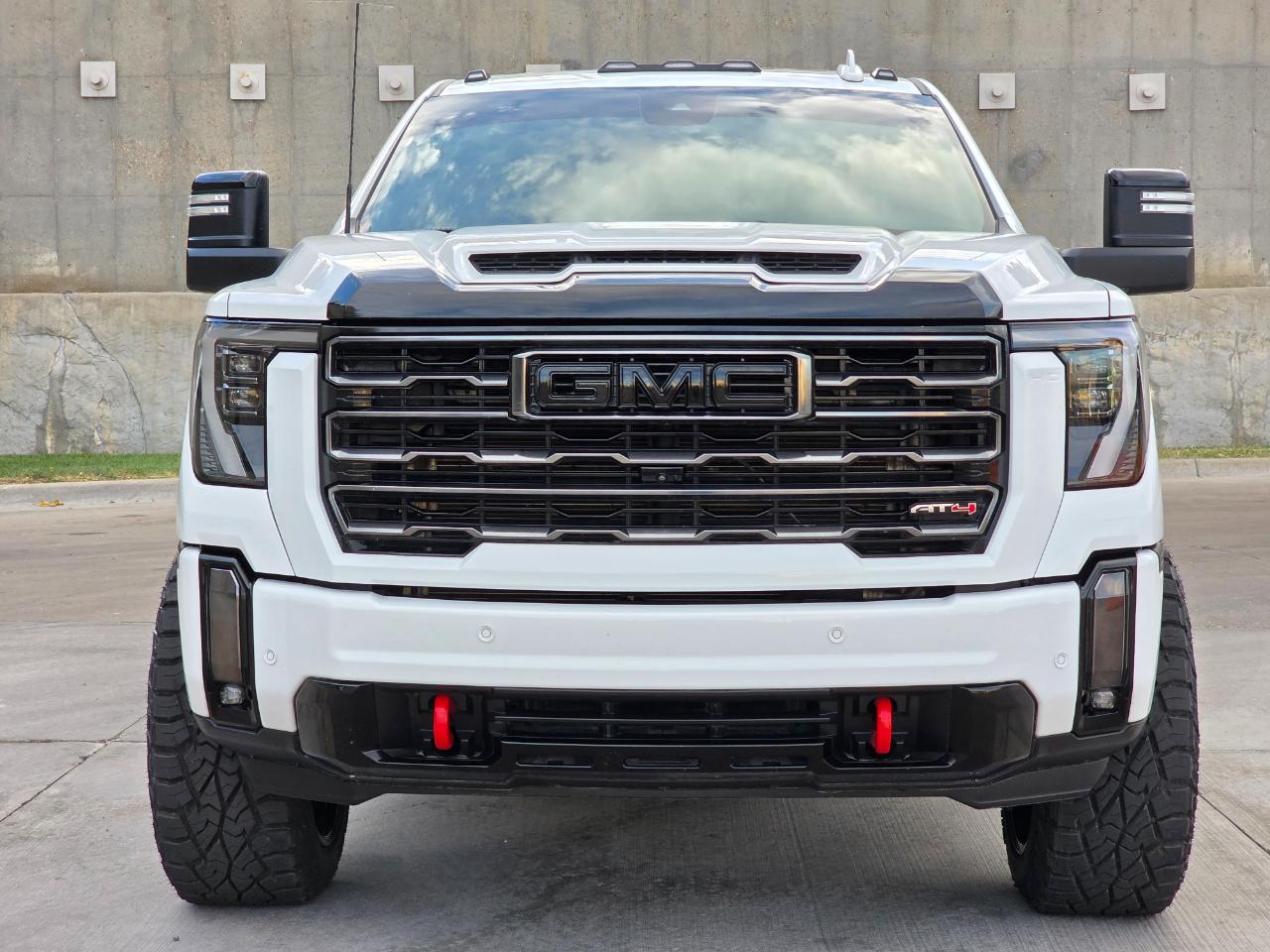 GMC Sierra 2500HD 4WD Crew Cab 159" AT4 2024