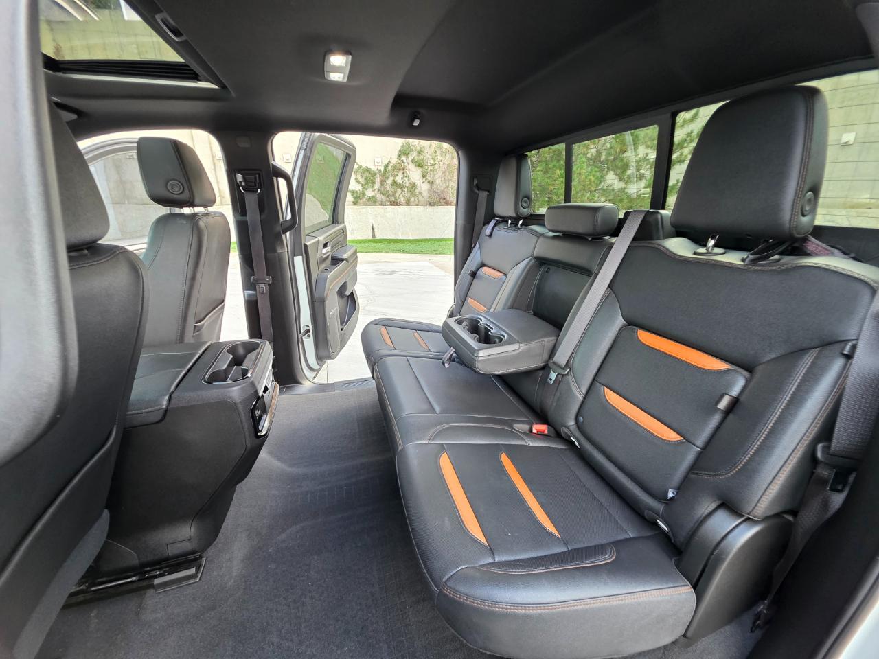 GMC Sierra 2500HD 4WD Crew Cab 159" AT4 2024