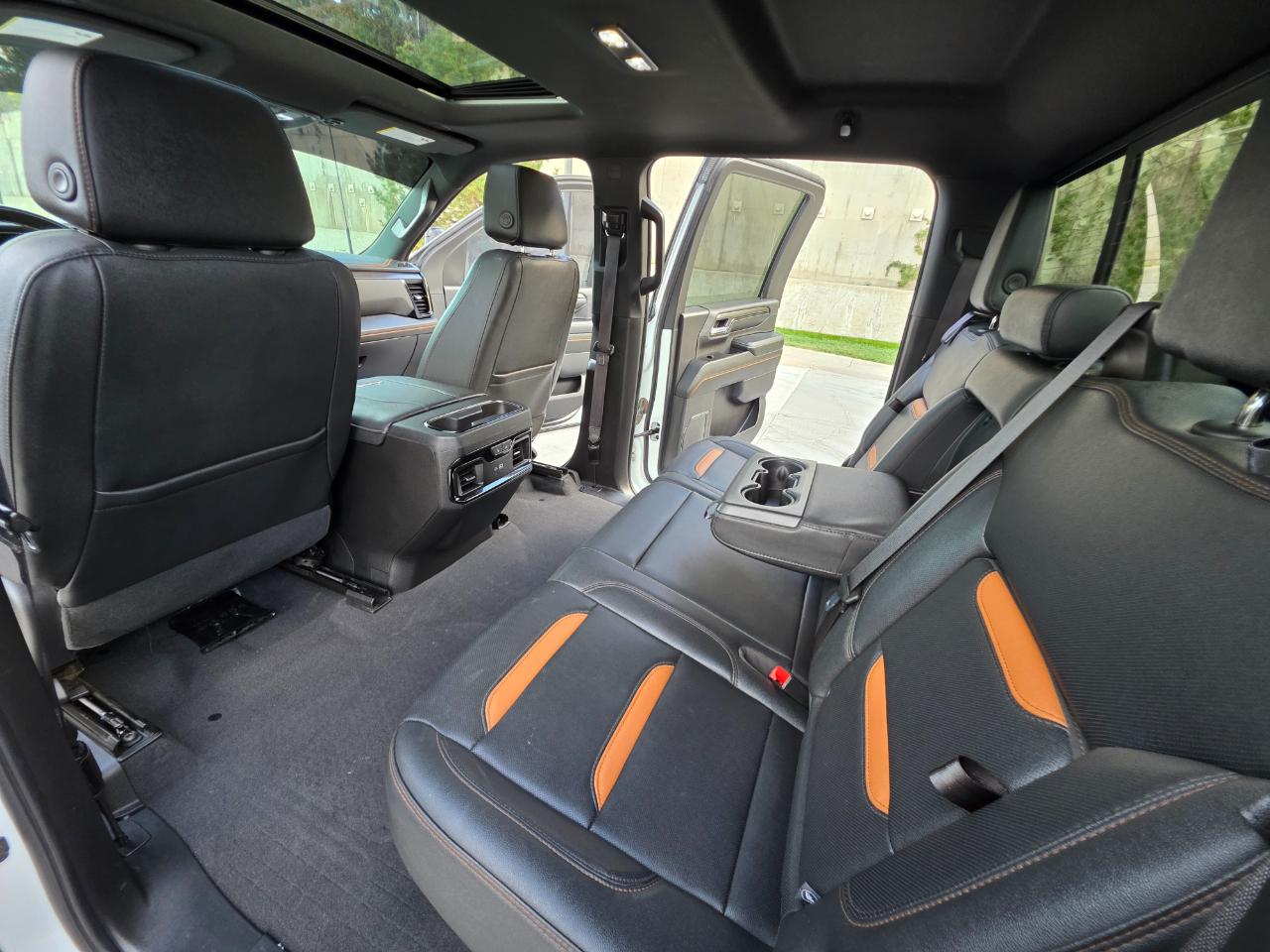 GMC Sierra 2500HD 4WD Crew Cab 159" AT4 2024