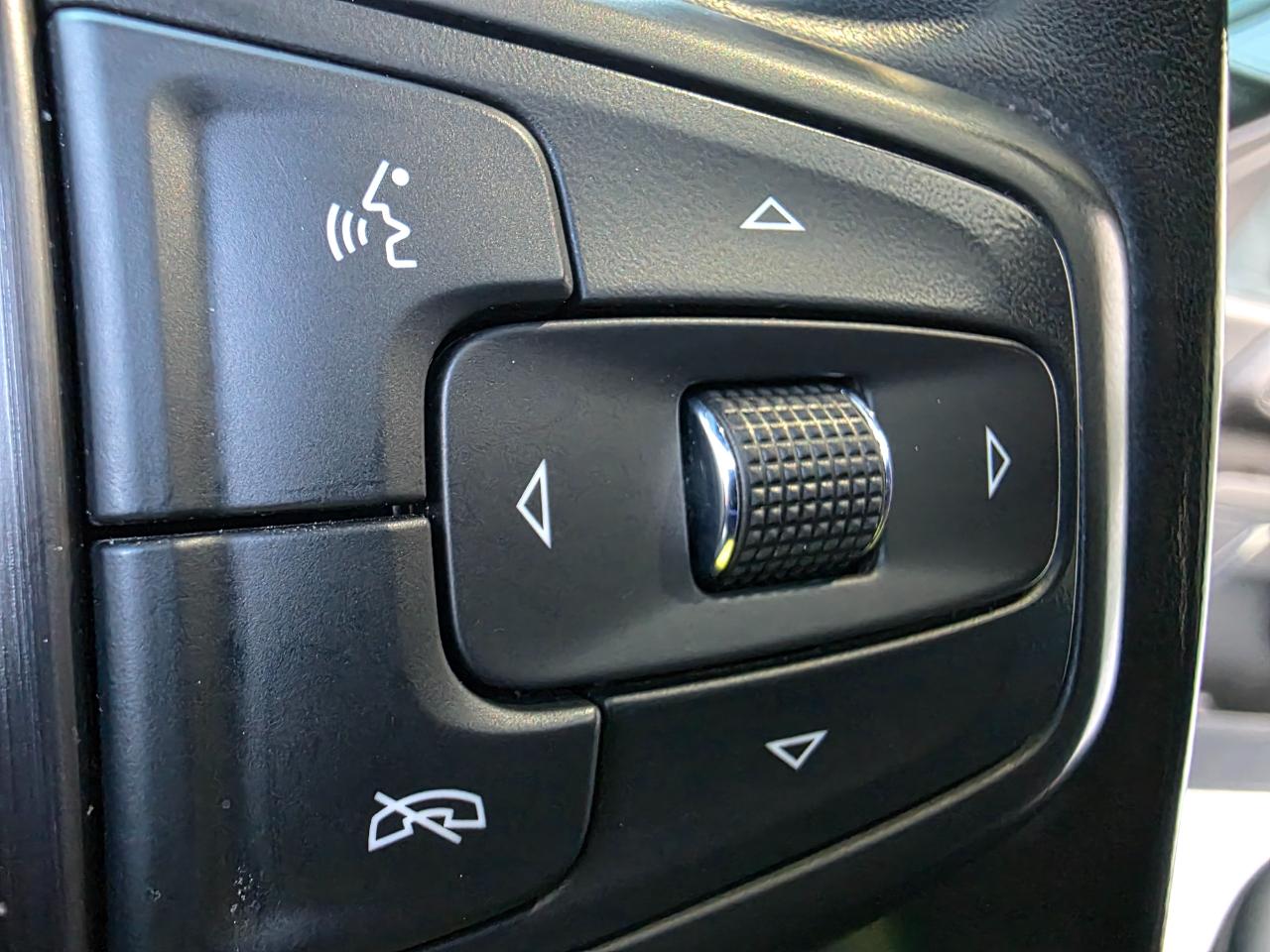 GMC Sierra 2500HD 4WD Crew Cab 159" AT4 2024