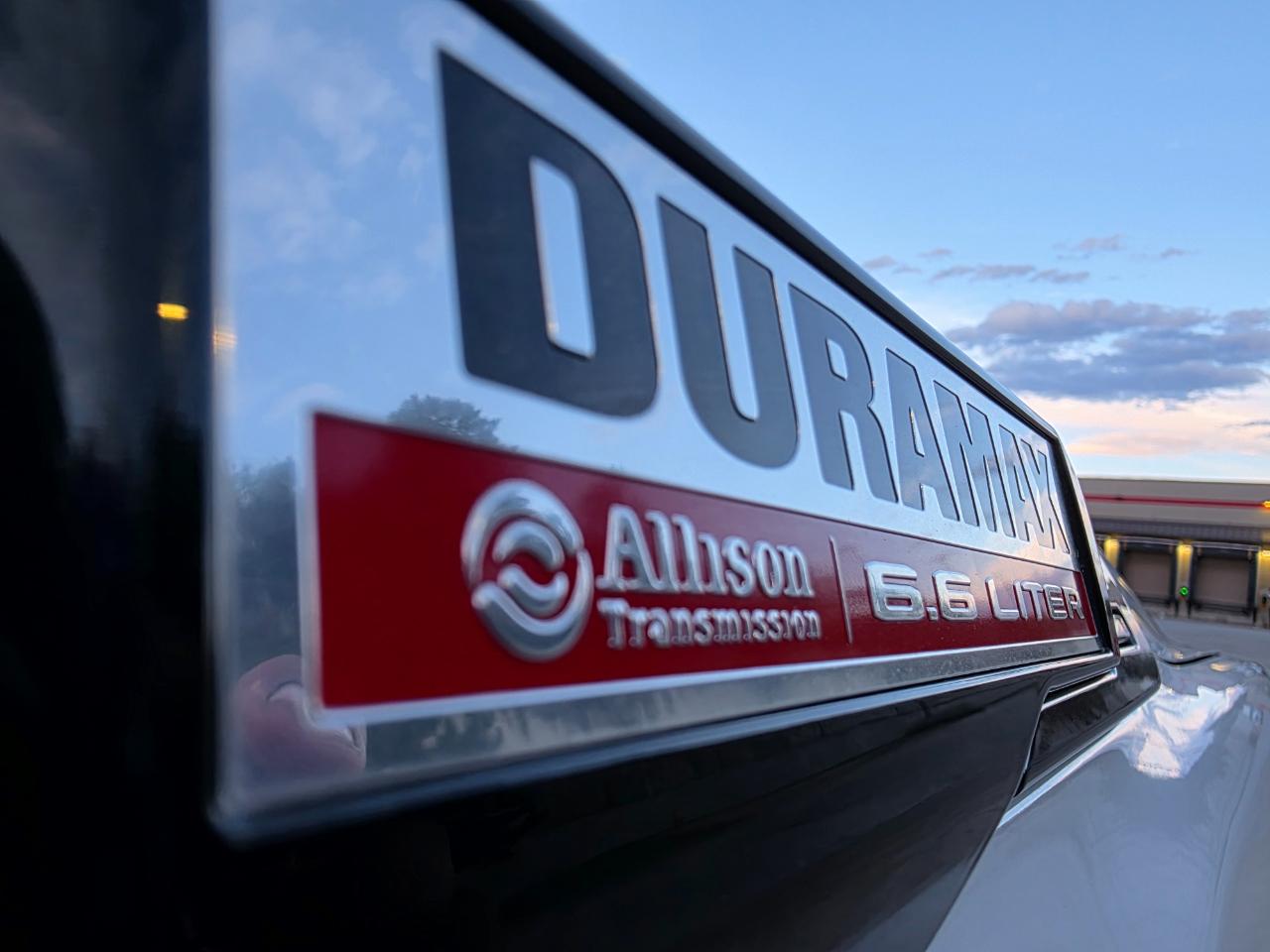 GMC Sierra 2500HD 4WD Crew Cab 159" AT4 2024