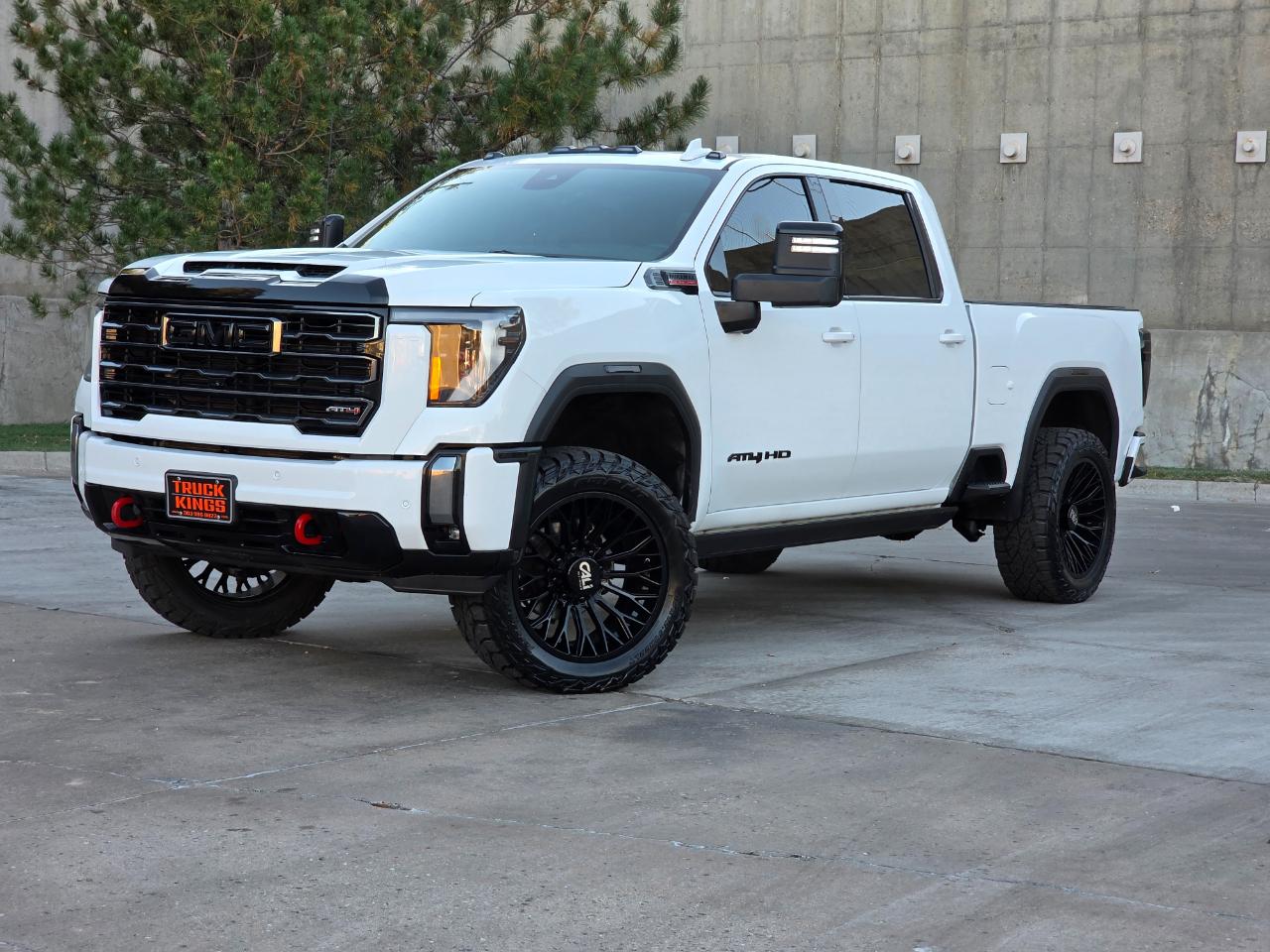 GMC Sierra 2500HD 4WD Crew Cab 159" AT4 2024