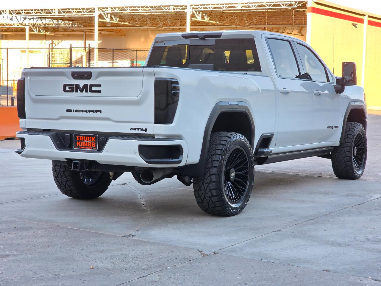 GMC Sierra 2500HD 4WD Crew Cab 159" AT4 2024