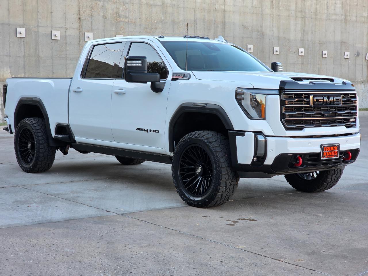 GMC Sierra 2500HD 4WD Crew Cab 159" AT4 2024