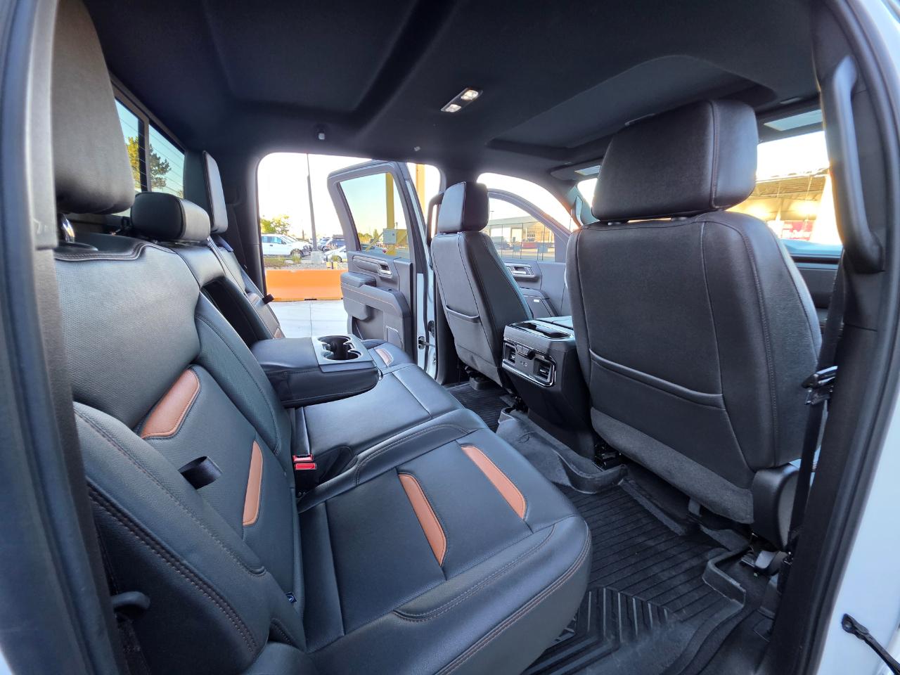 GMC Sierra 2500HD 4WD Crew Cab 159" AT4 2024