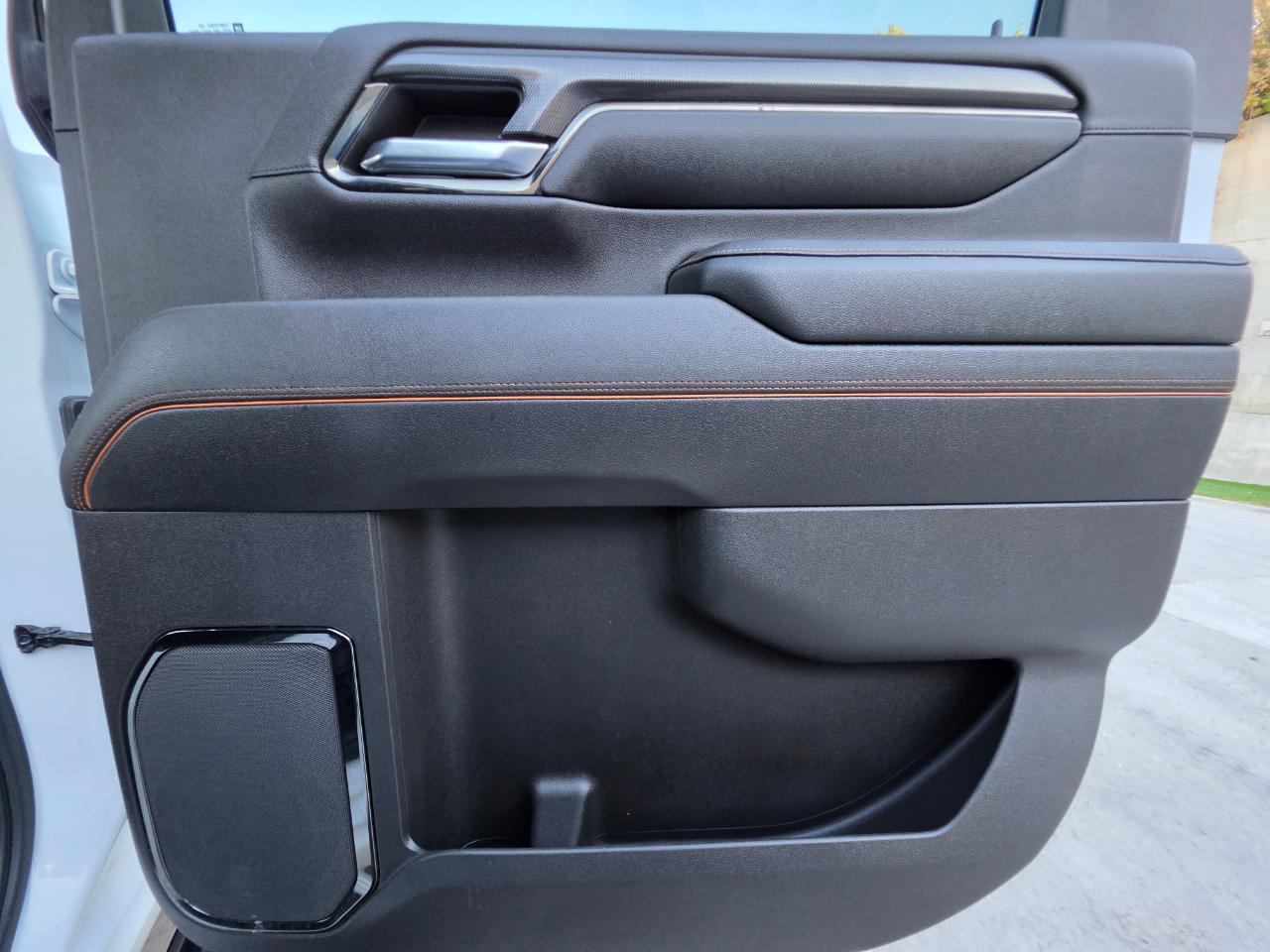 GMC Sierra 2500HD 4WD Crew Cab 159" AT4 2024