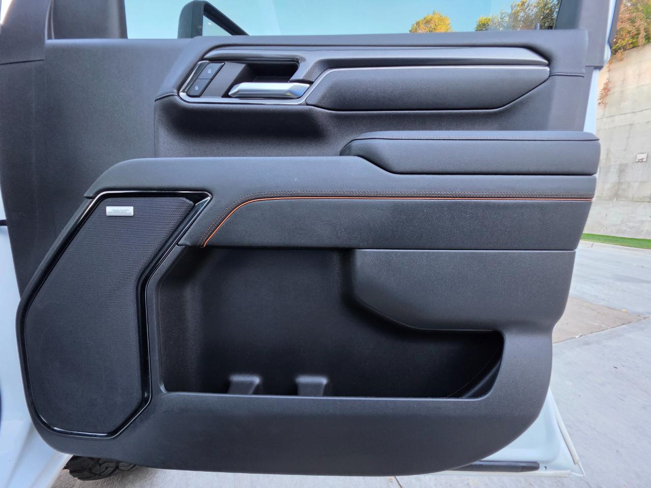 GMC Sierra 2500HD 4WD Crew Cab 159" AT4 2024