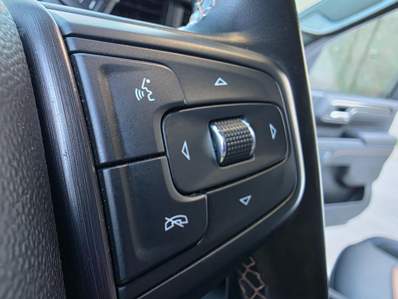 GMC Sierra 2500HD 4WD Crew Cab 159" AT4 2024