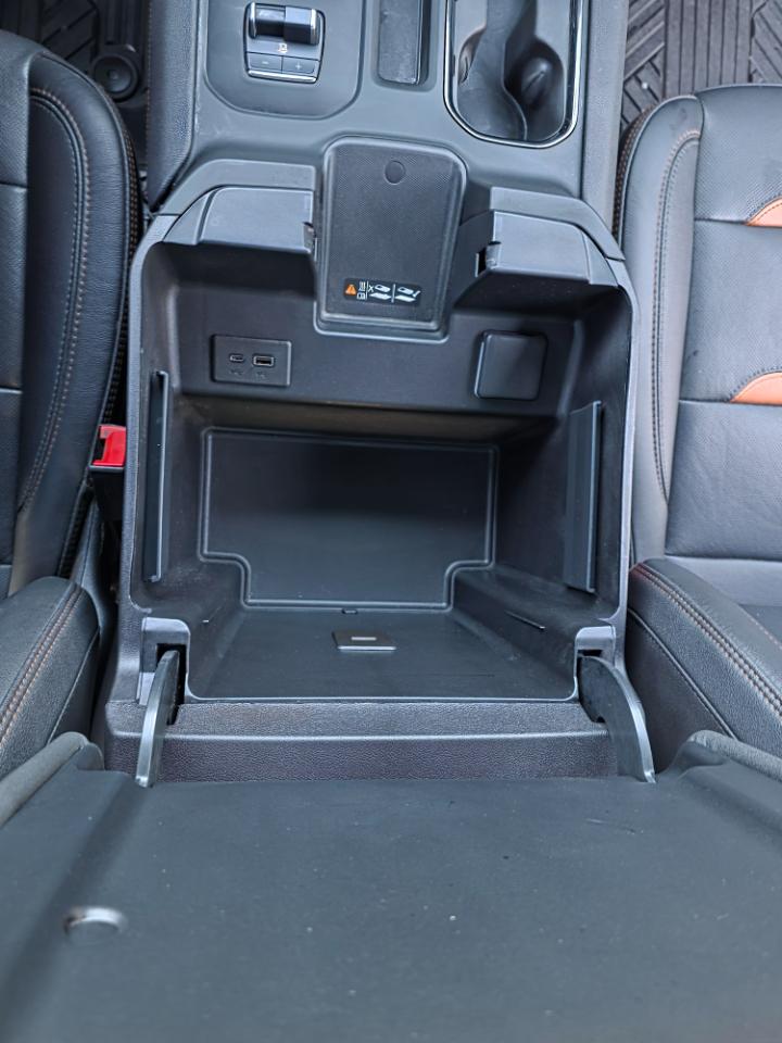 GMC Sierra 2500HD 4WD Crew Cab 159" AT4 2024