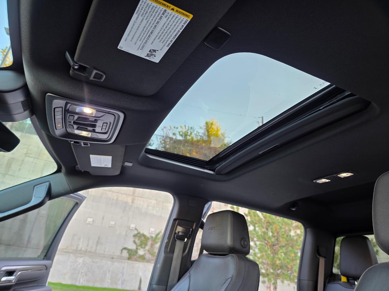 GMC Sierra 2500HD 4WD Crew Cab 159" AT4 2024