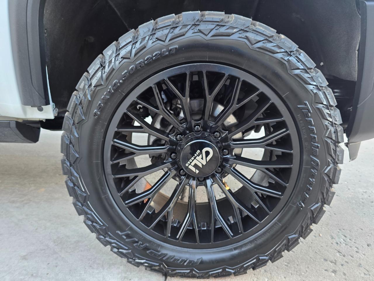 GMC Sierra 2500HD 4WD Crew Cab 159" AT4 2024