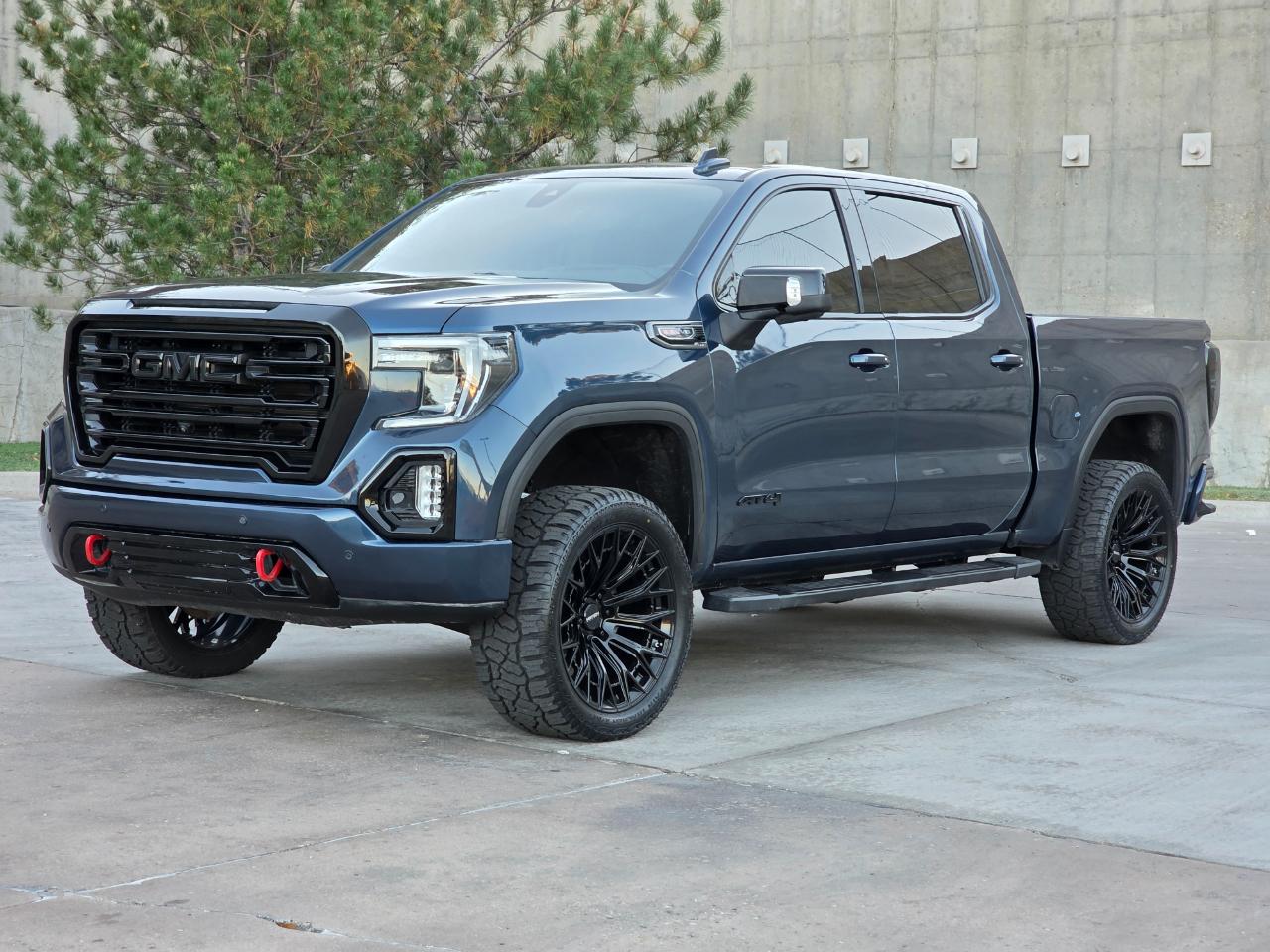 GMC Sierra 1500 4WD Crew Cab 147" AT4 2019