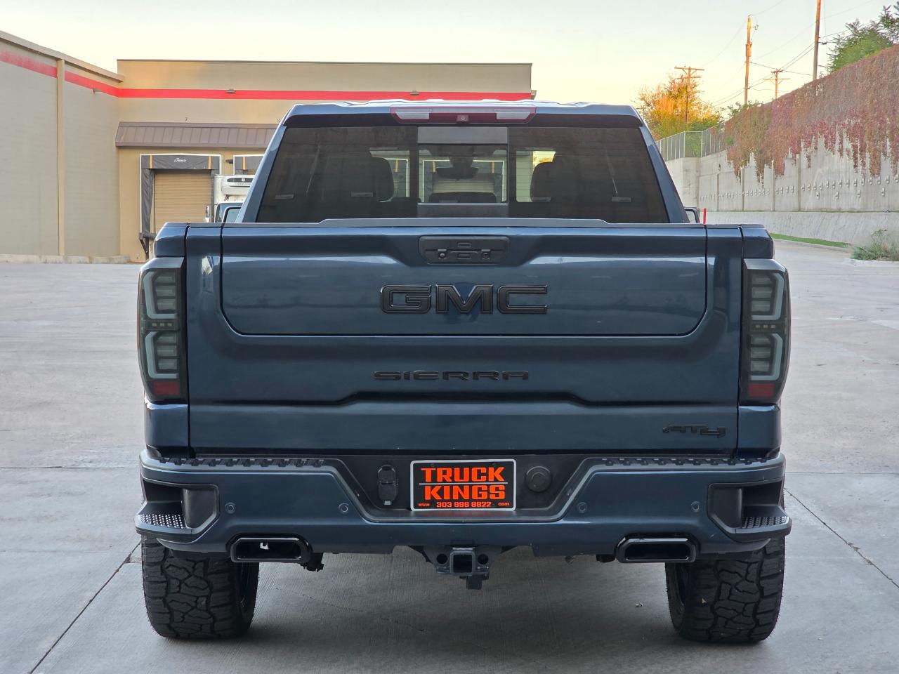 GMC Sierra 1500 4WD Crew Cab 147" AT4 2019