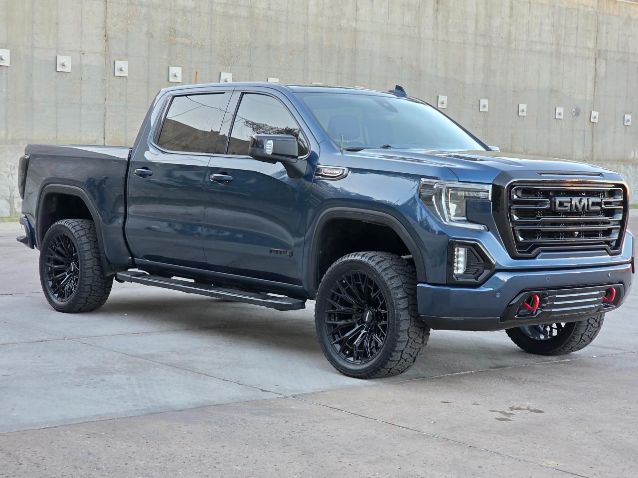 GMC Sierra 1500 4WD Crew Cab 147" AT4 2019